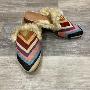 Universal Thread Colorful Slip on Shoes with a Small Heel Size 6